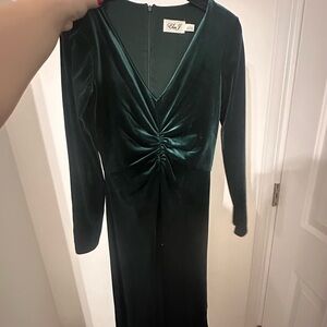 Elegant Green Velvet Dress